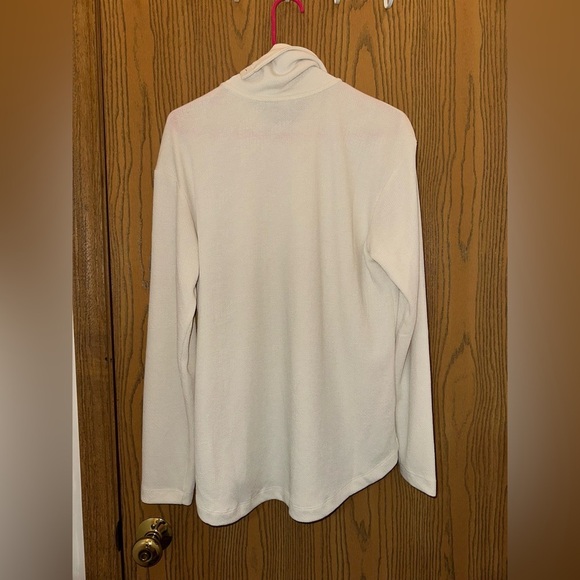 Women’s Columbia Long Sleeve Cream Turtleneck Button Up Neck Size Large - Picture 11 of 13
